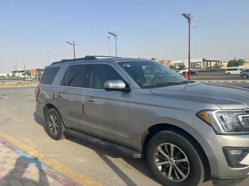 Ford Expedition 2021 2