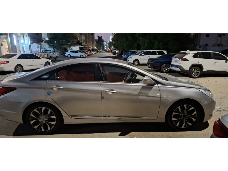 Hyundai Sonata 2013 4