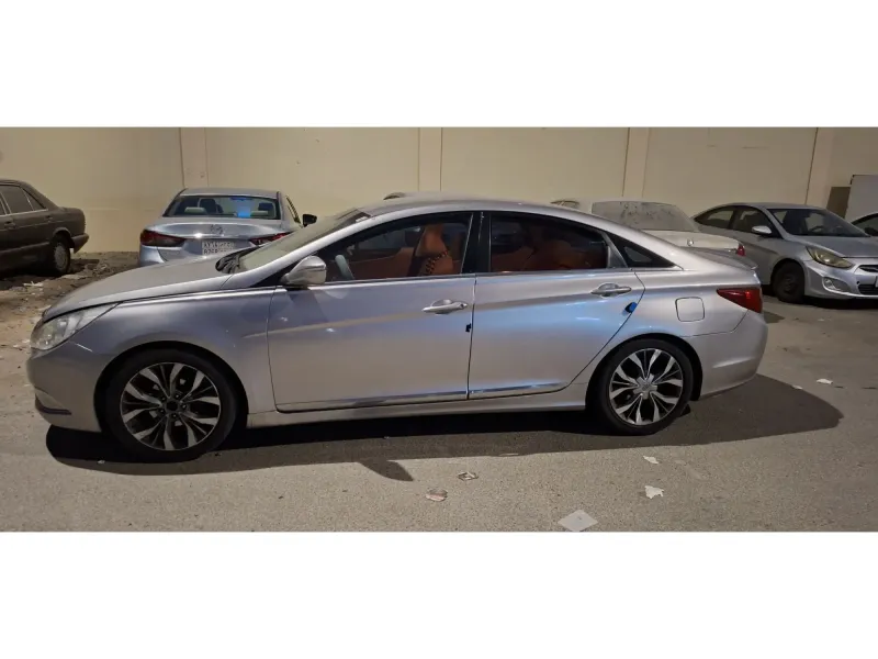 Hyundai Sonata 2013 3