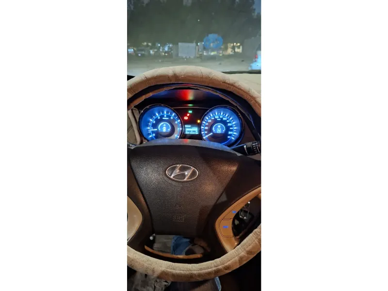 Hyundai Sonata 2013 6