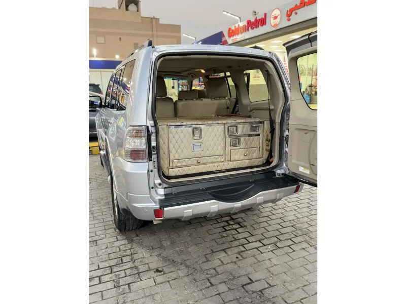 Mitsubishi Pajero 2016 12