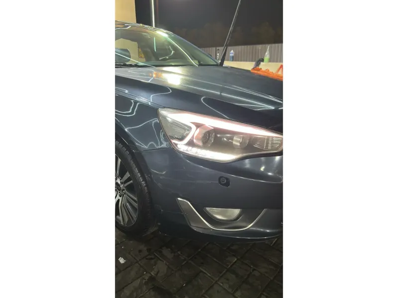 KIA Cadenza 2015 17