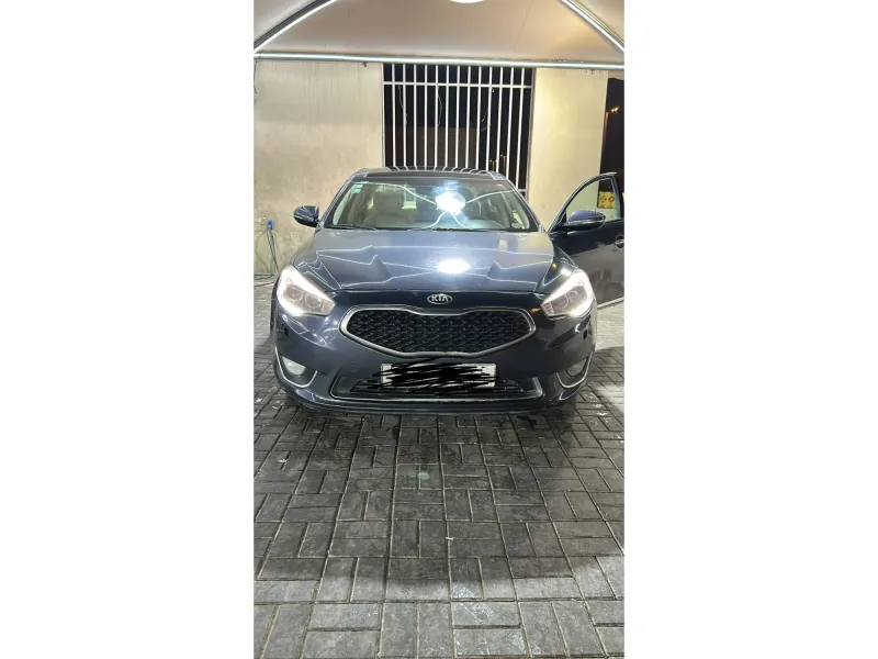 KIA Cadenza 2015 1
