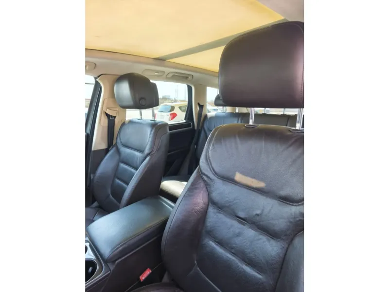 Volkswagen Touareg 2013 13
