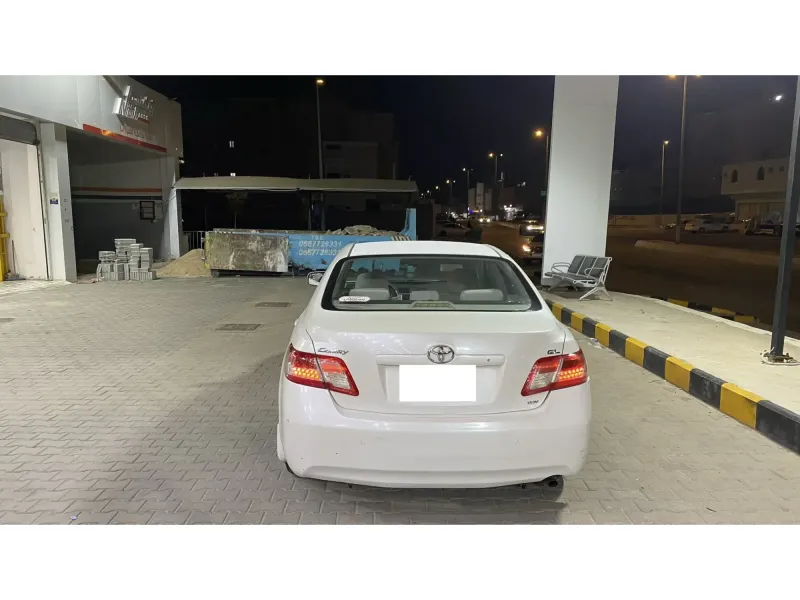 Toyota Camry 2011 10