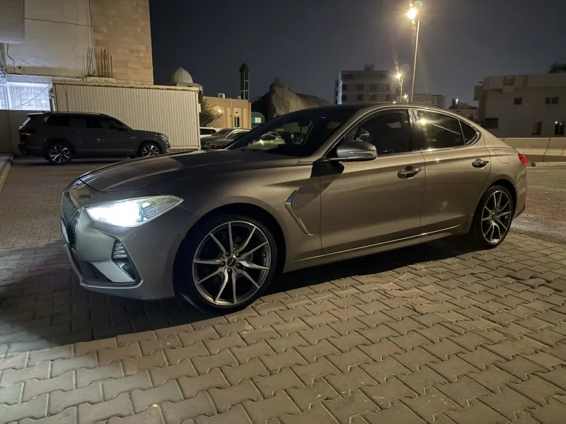 Genesis G70 2020 8