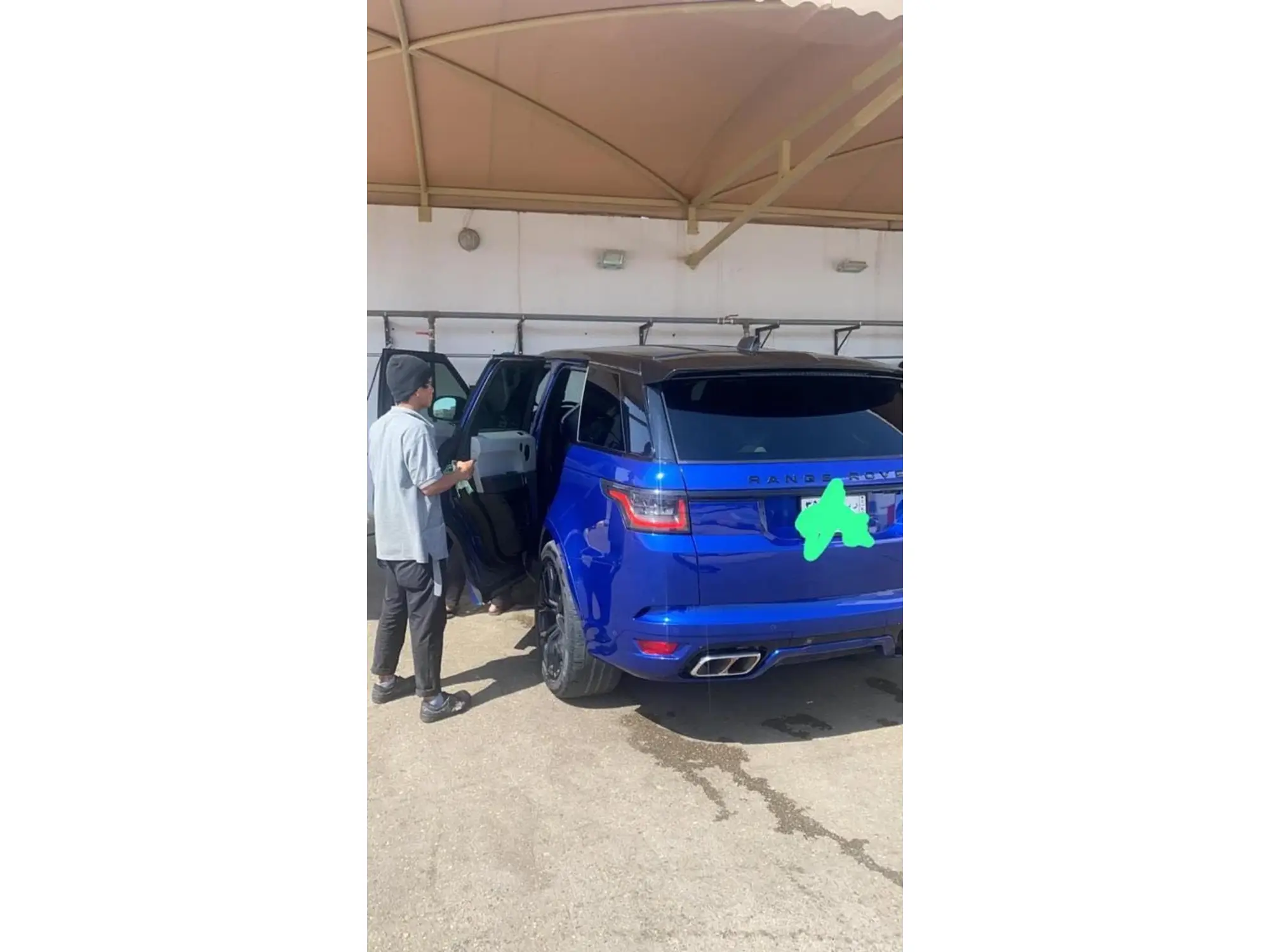 Used Land Rover Discovery Sport Blue 2019 For Sale In Riyadh for 0