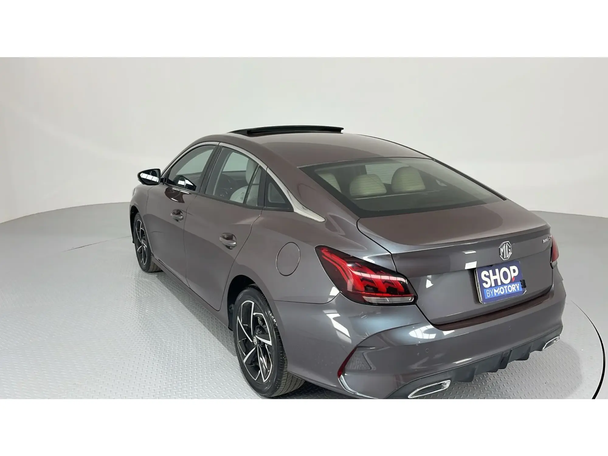 MG GT STD 2023