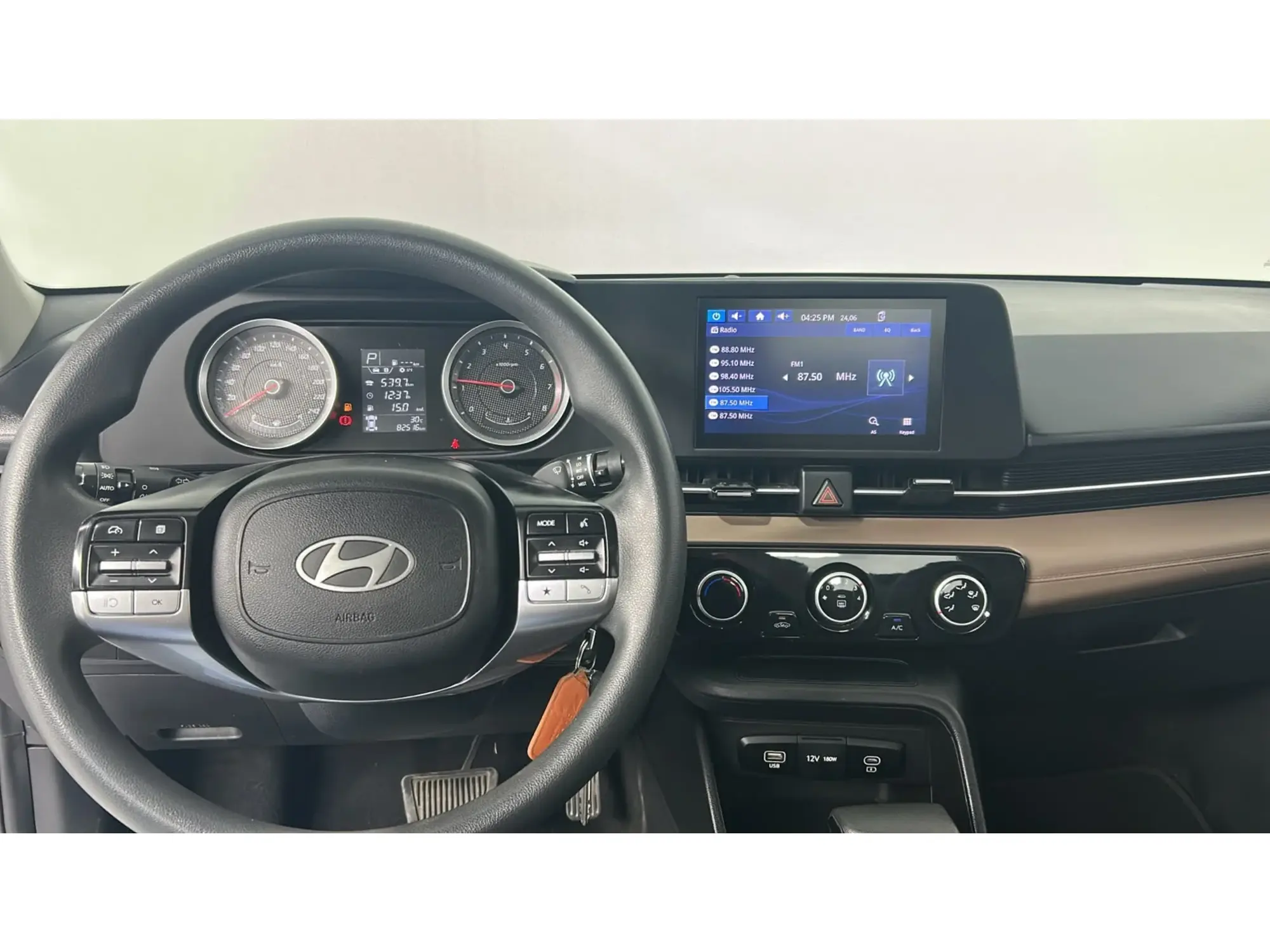 Hyundai Accent FLT 2024