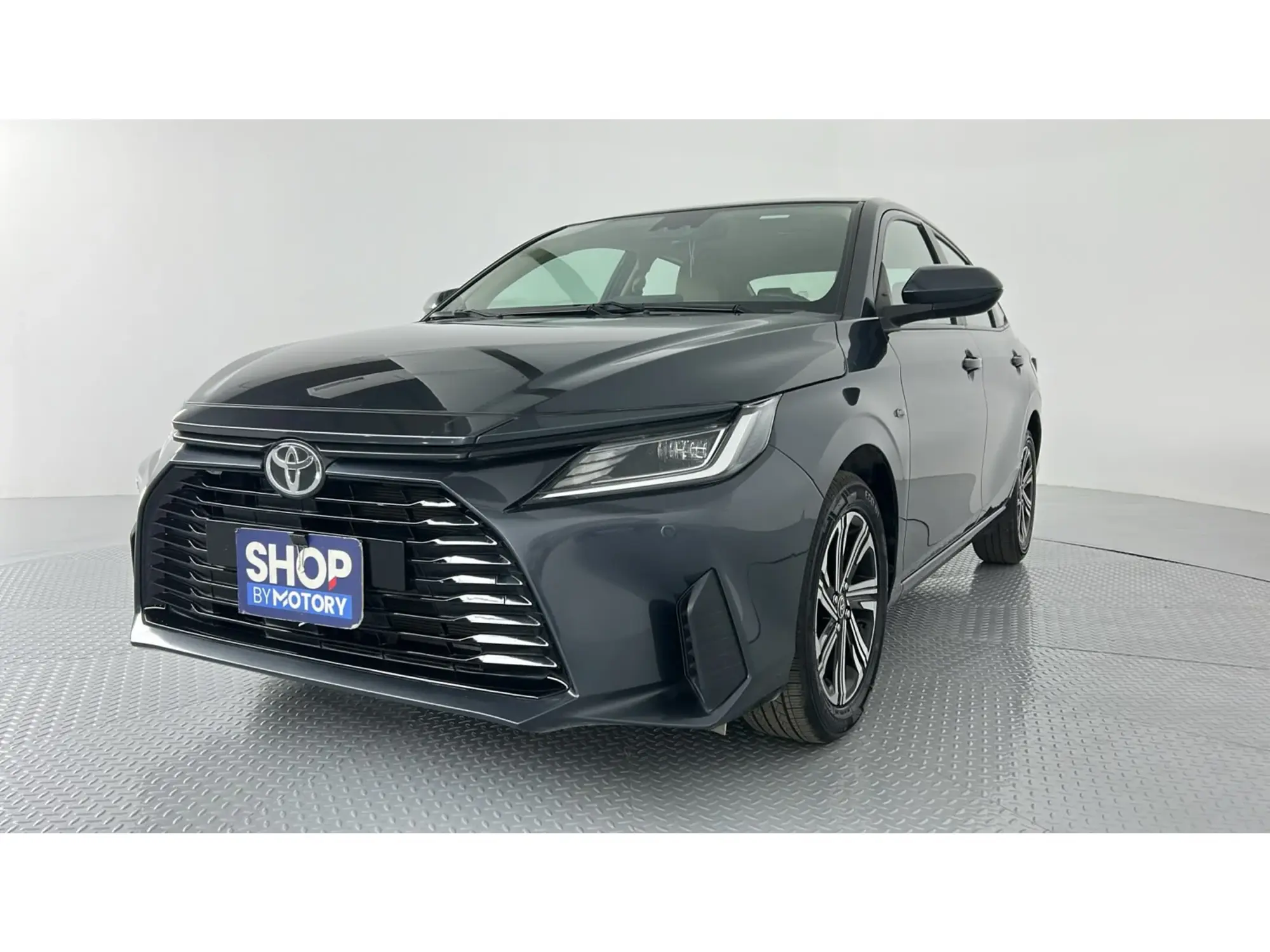 تويوتا يارس واي بلس 1.3لتر 2024