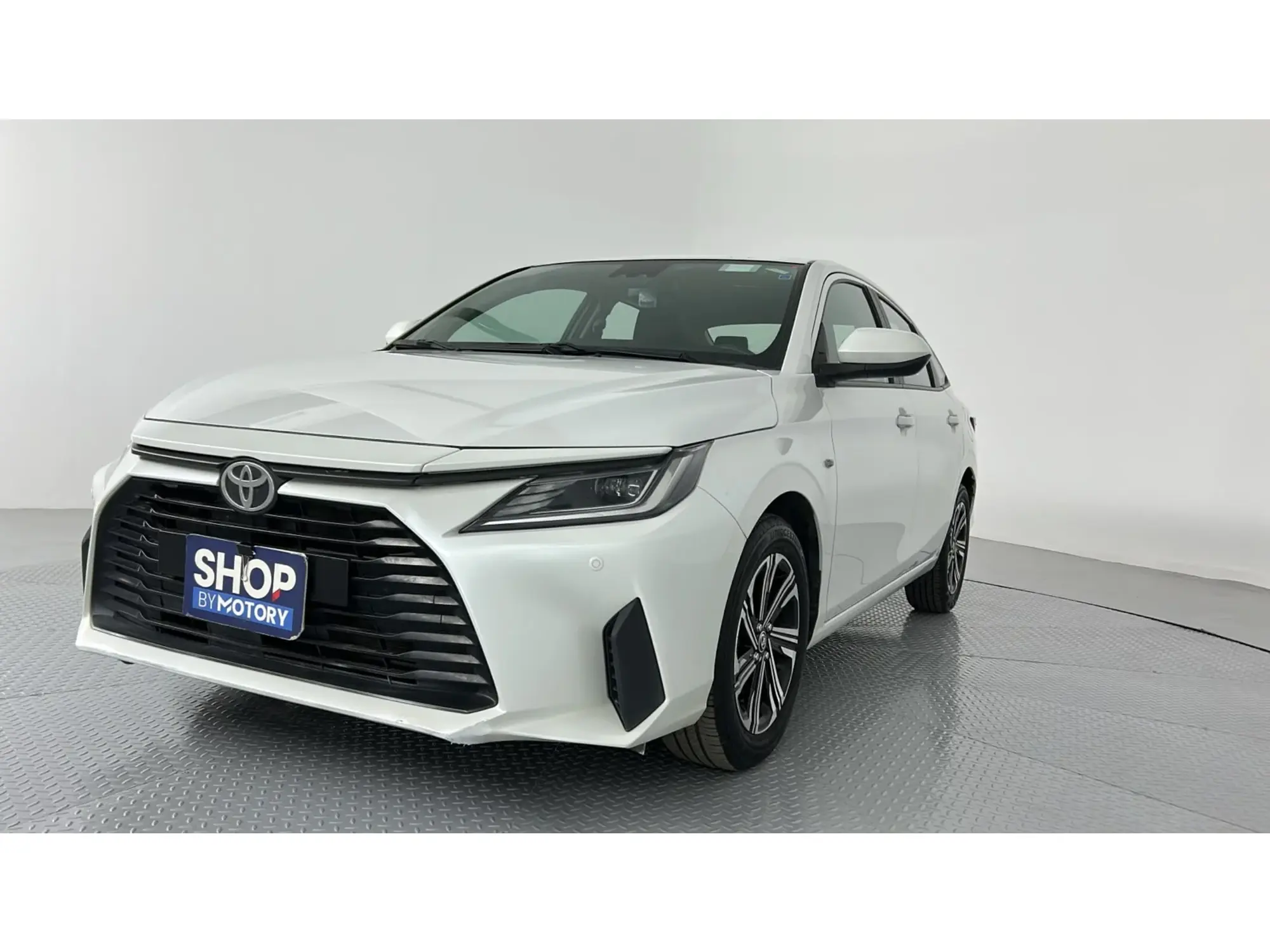 Toyota Yaris Y PLUS 1.3L 2024