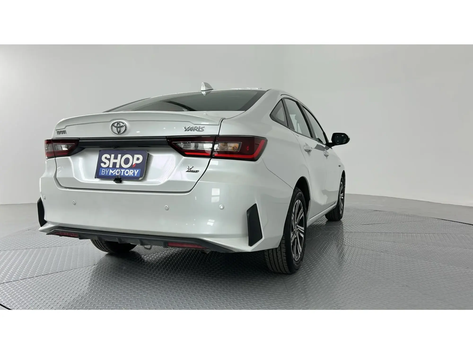Toyota Yaris Y PLUS 1.3L 2024