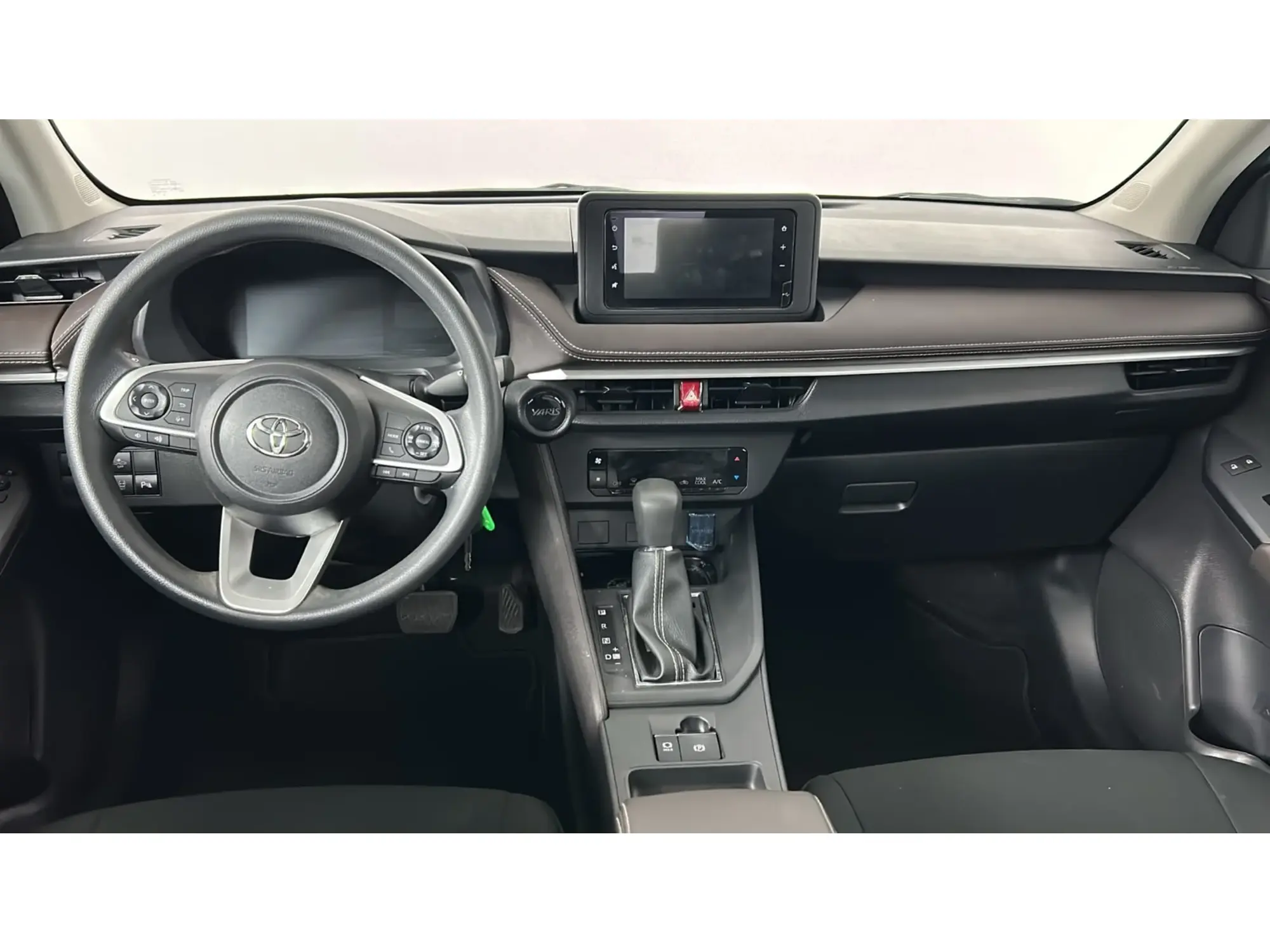 Toyota Yaris Y PLUS 1.3L 2024