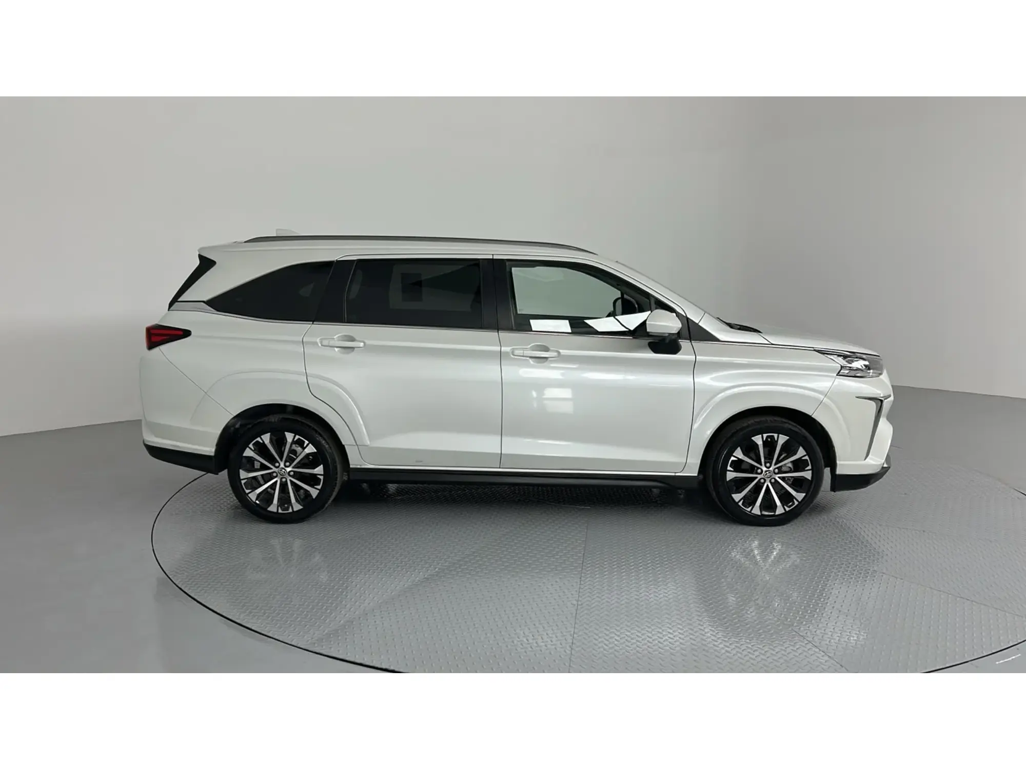 Toyota VELOZ GLX 2024