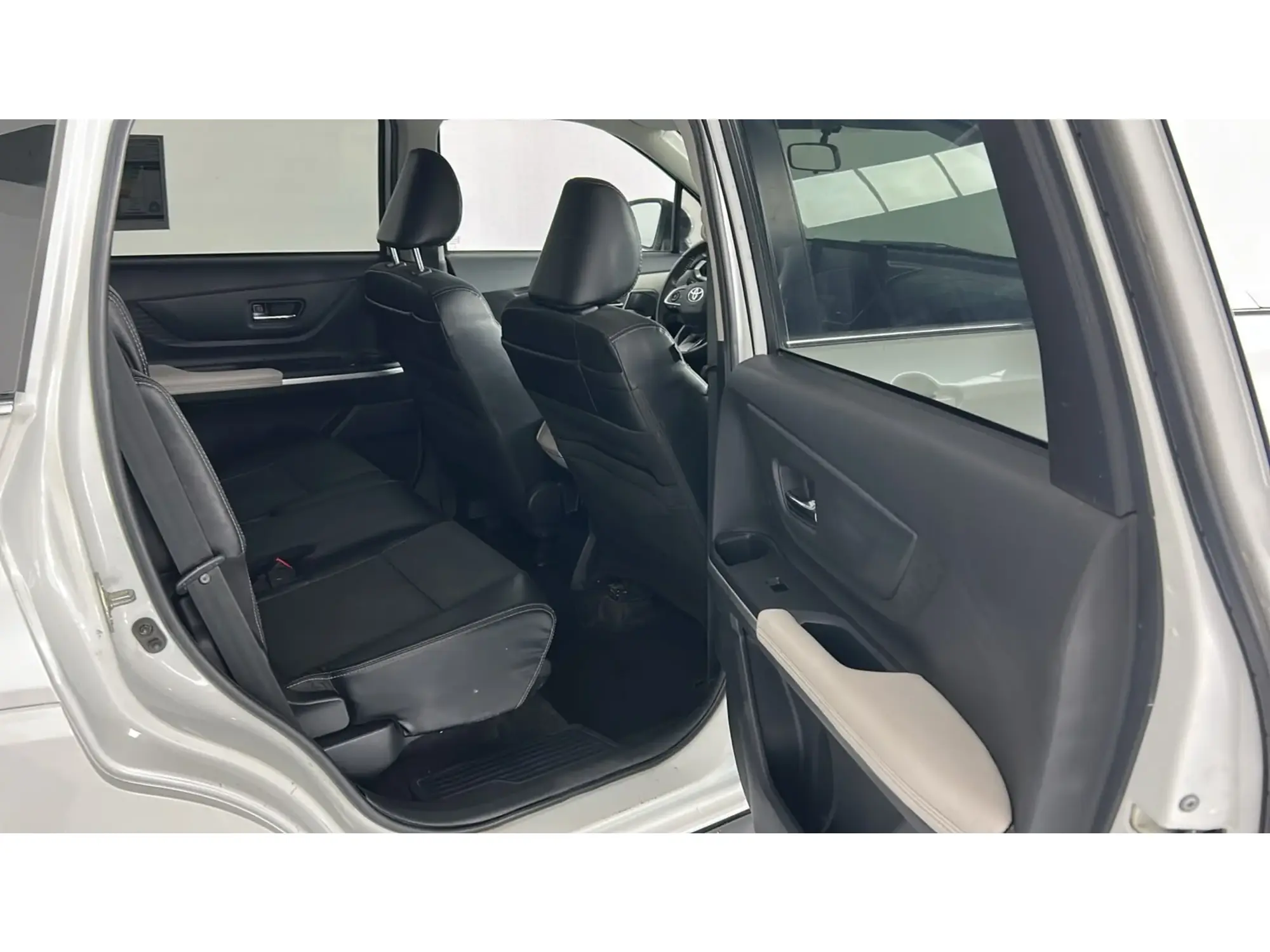Toyota VELOZ GLX 2024