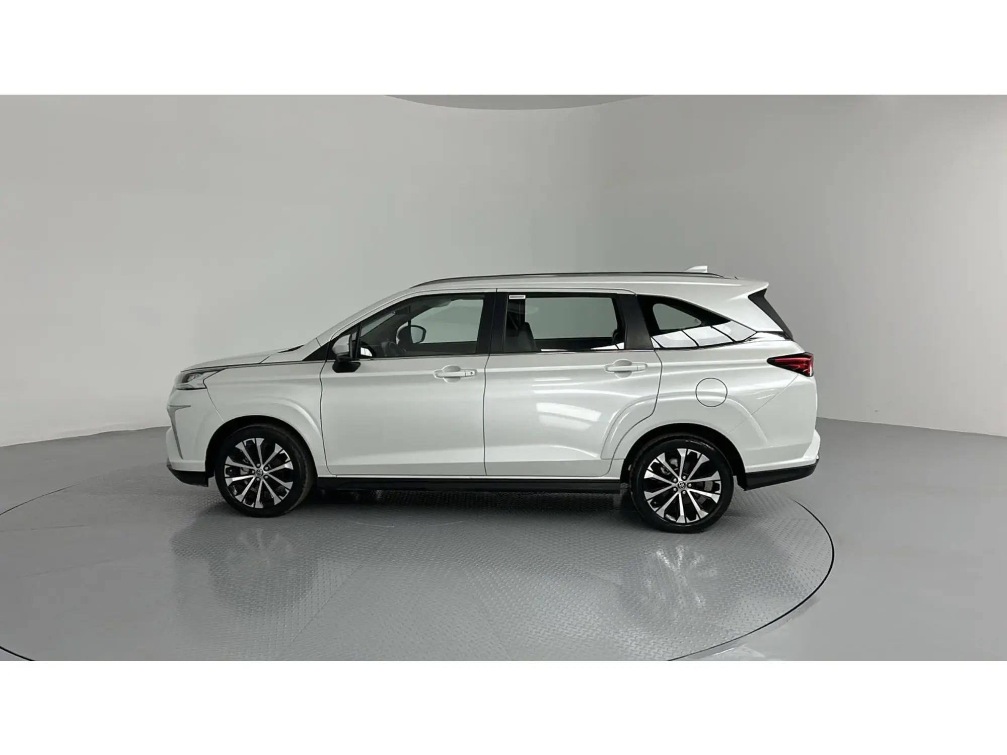 Toyota VELOZ GLX 2024