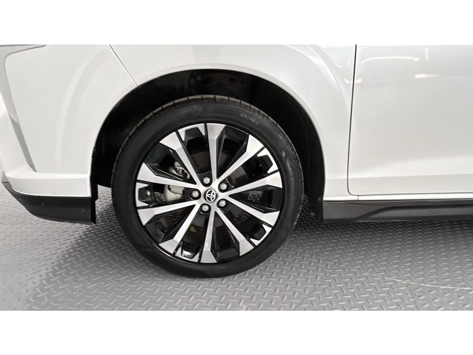 Toyota VELOZ GLX 2024