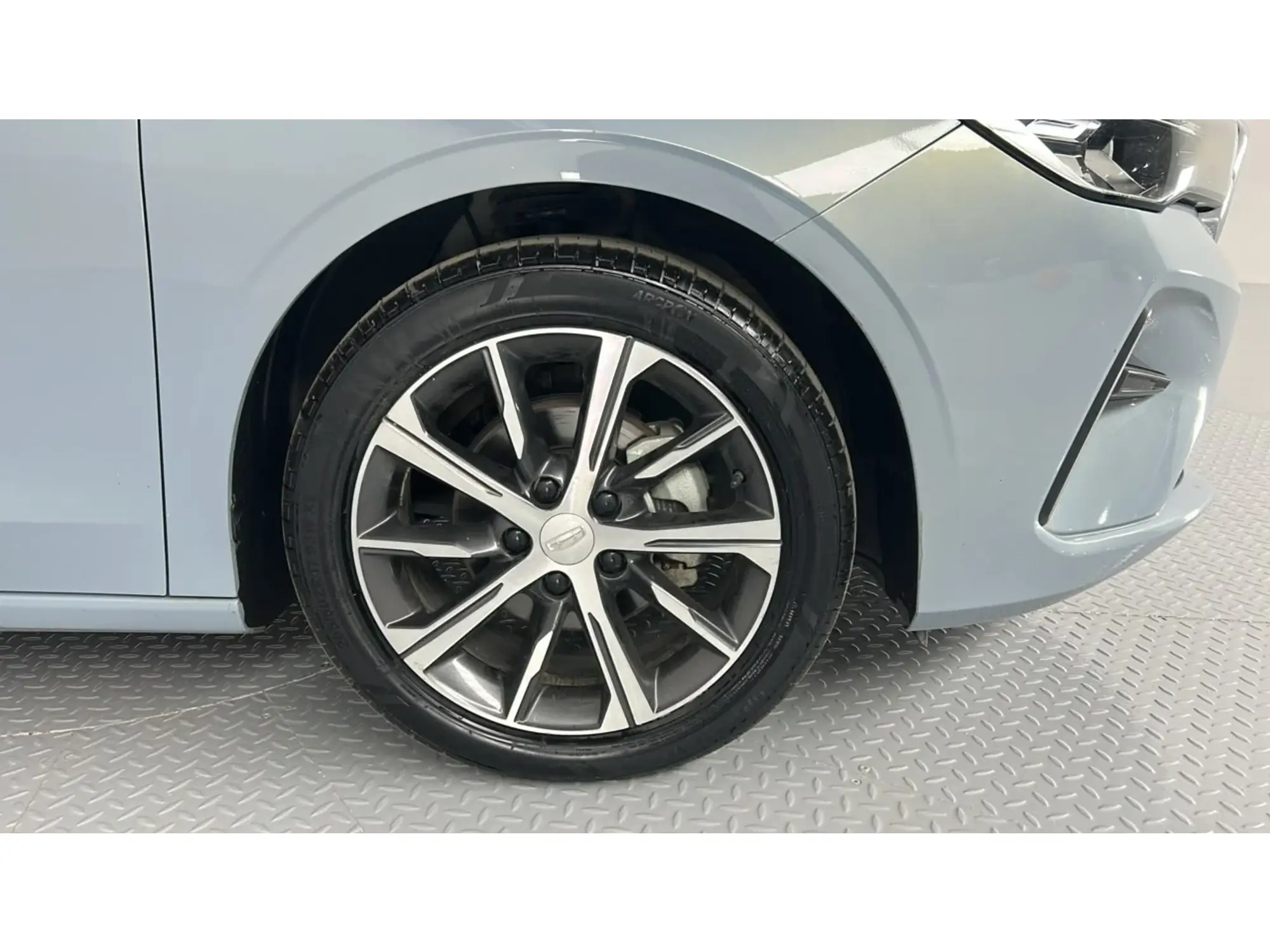 Geely Emgrand GF 2025