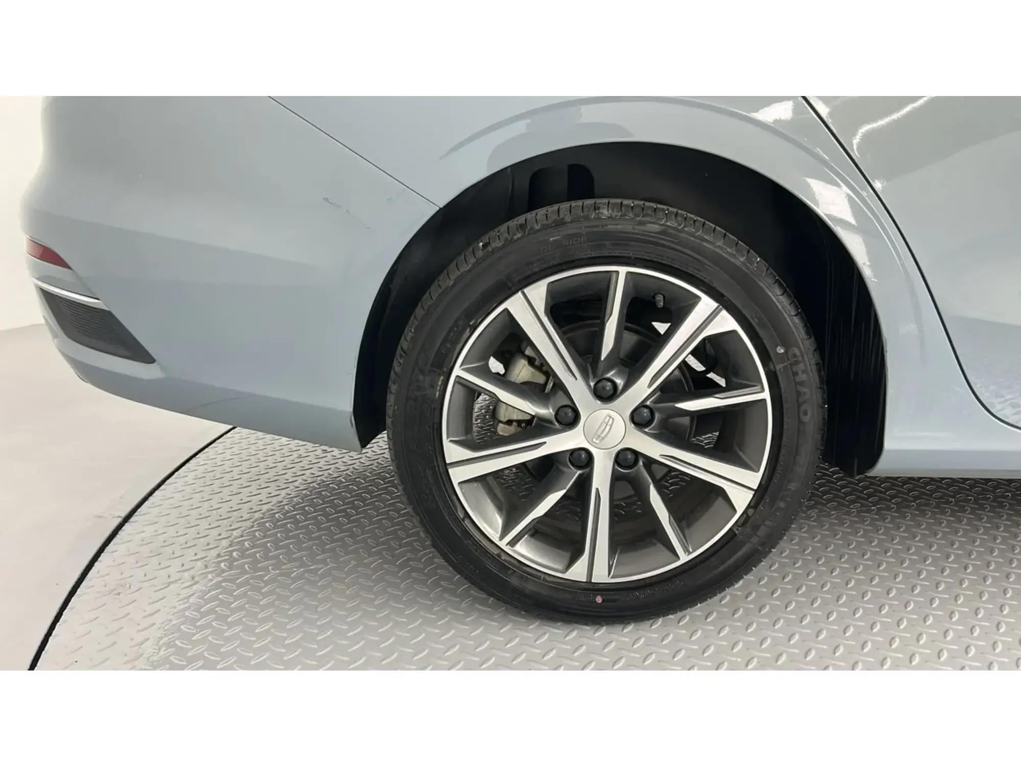 Geely Emgrand GF 2025