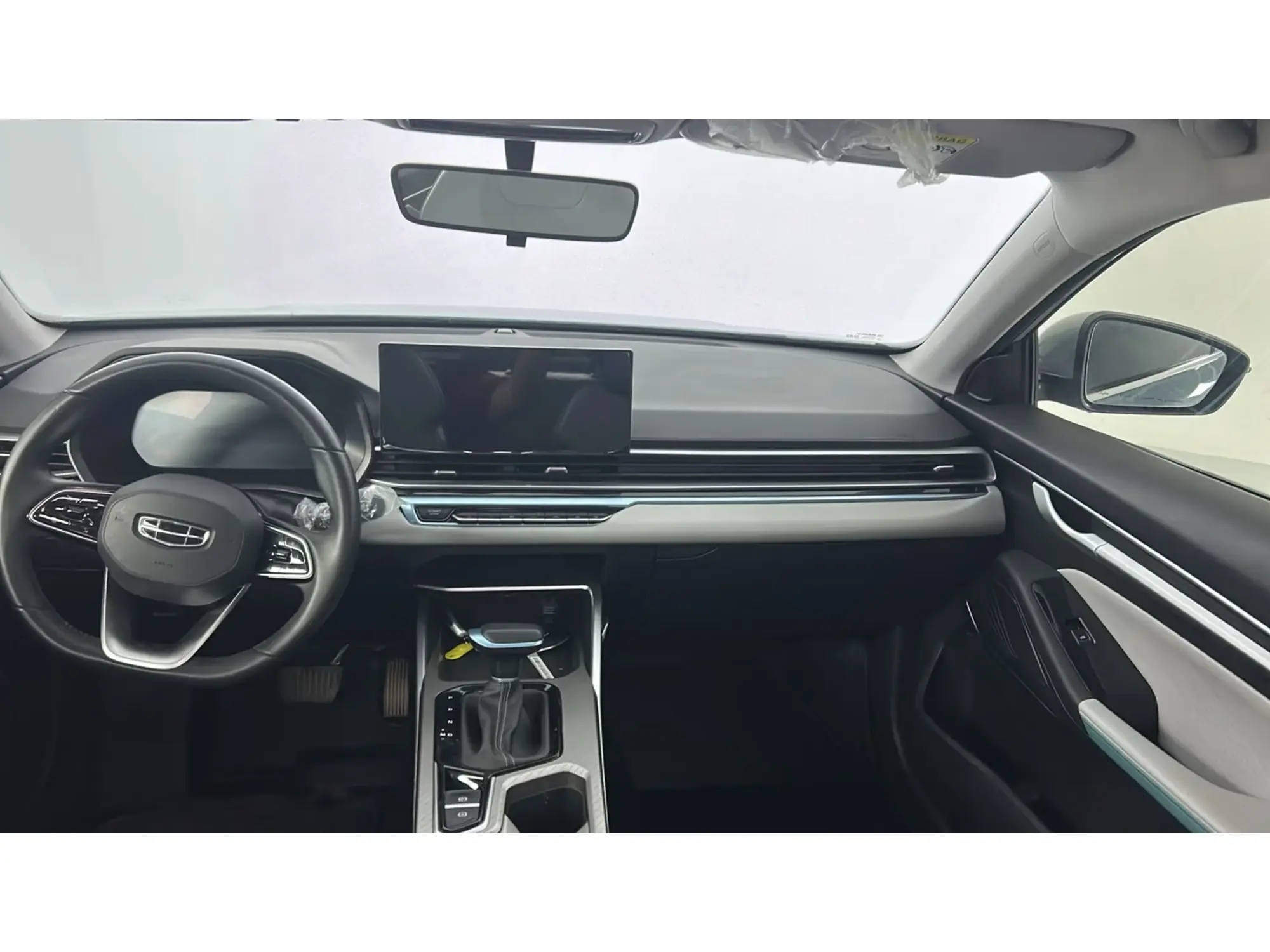Geely Emgrand GF 2025