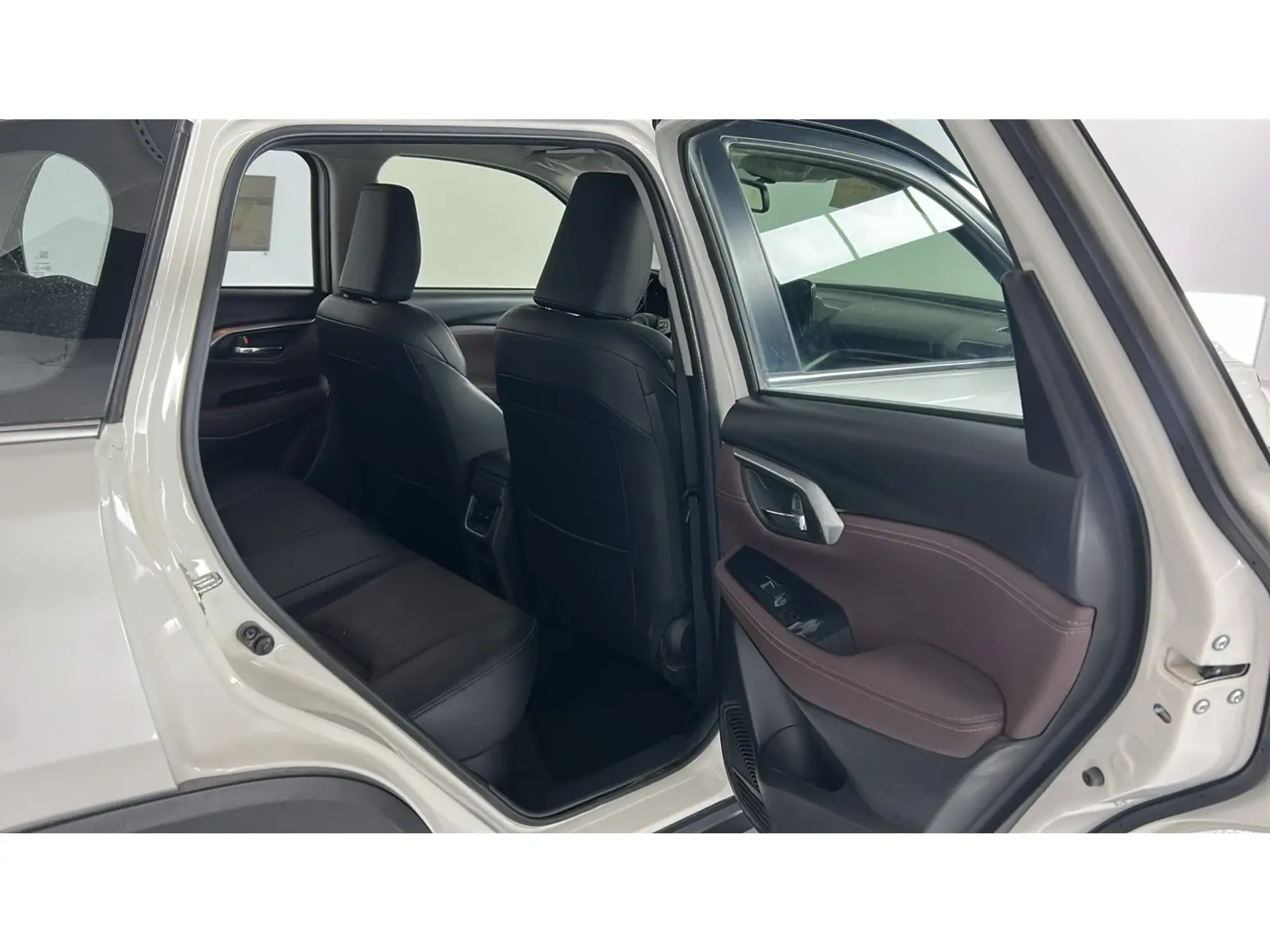 Toyota Urban Cruiser GLX 2025