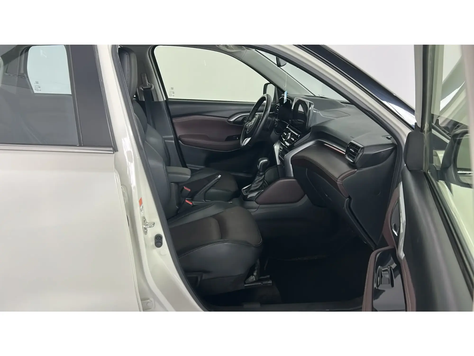 Toyota Urban Cruiser GLX 2025