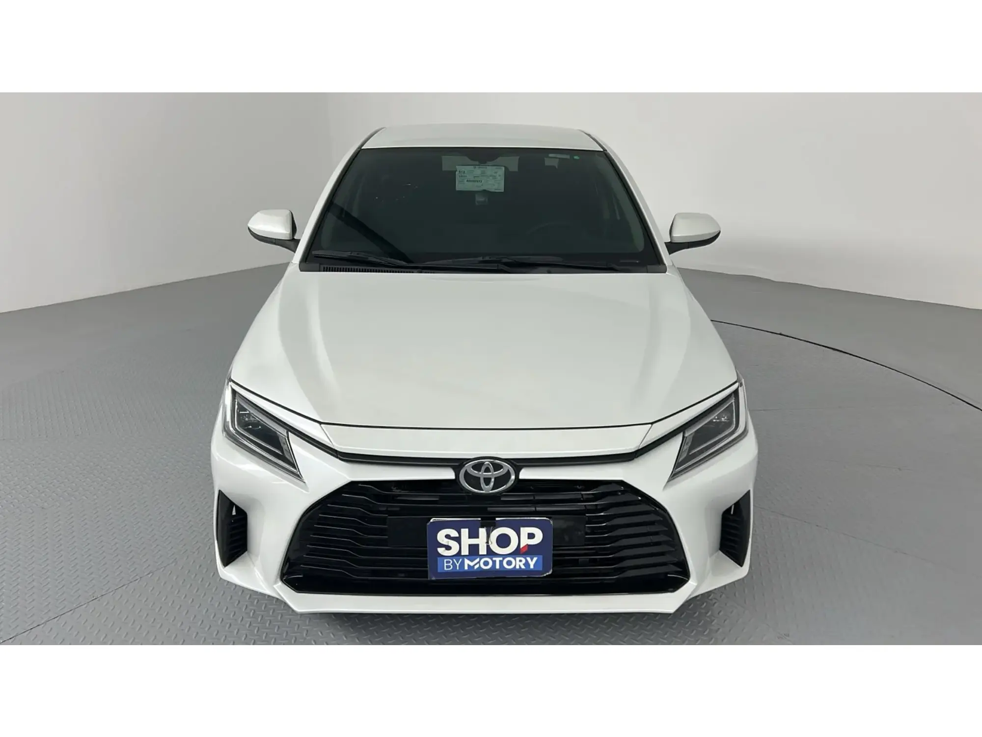 Toyota Yaris Y 2024