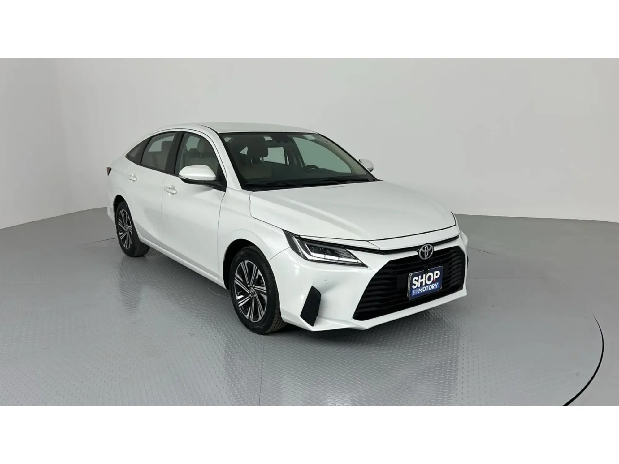 Toyota Yaris YX 2024