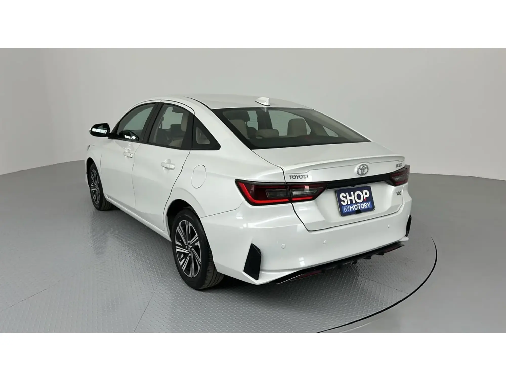 Toyota Yaris YX 2024