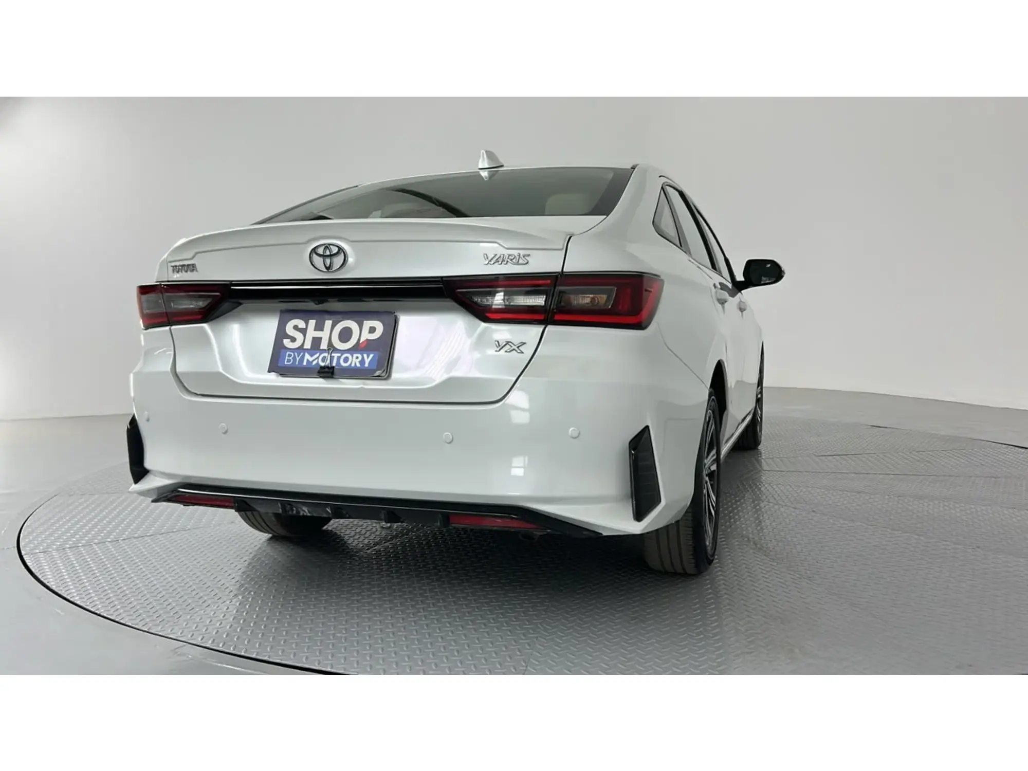 Toyota Yaris YX 2024