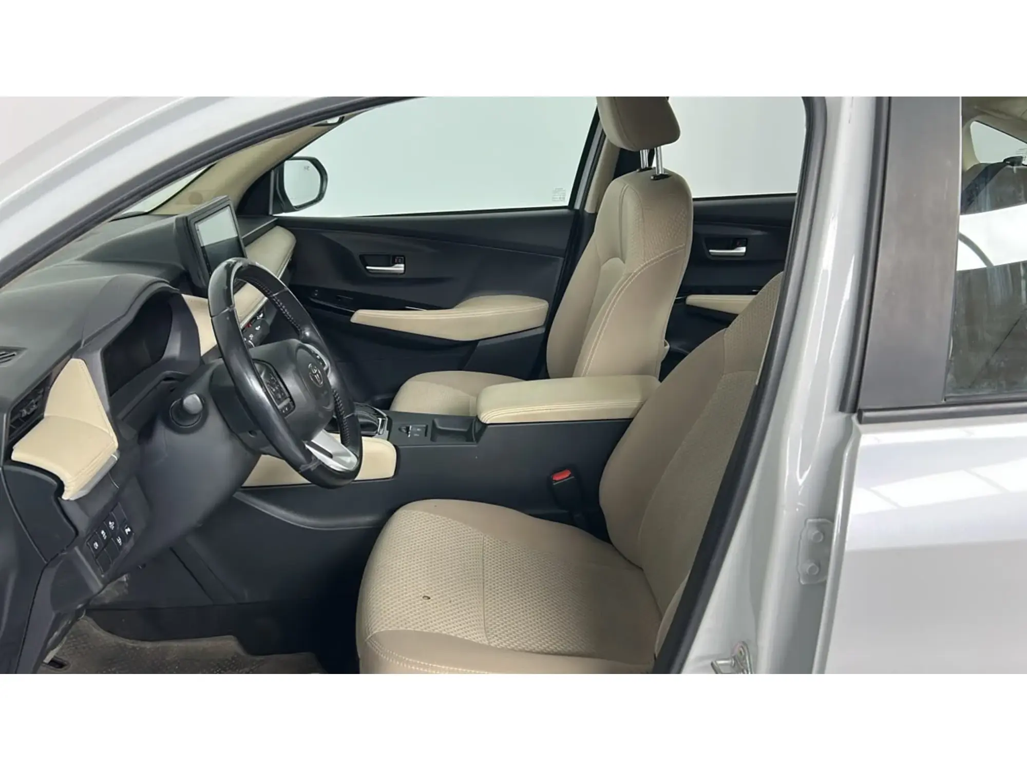 Toyota Yaris YX 2024