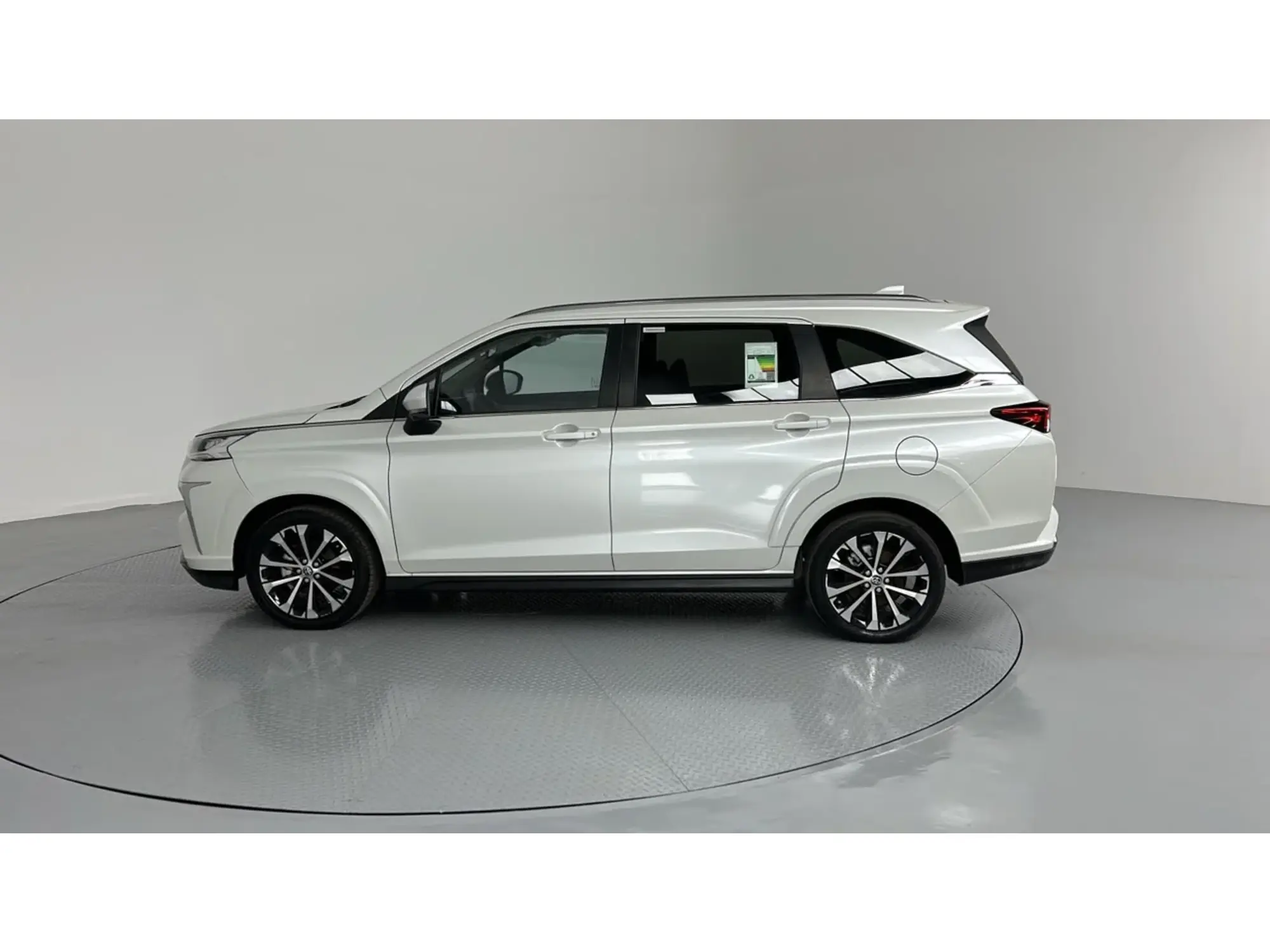 Toyota VELOZ GLX 2024