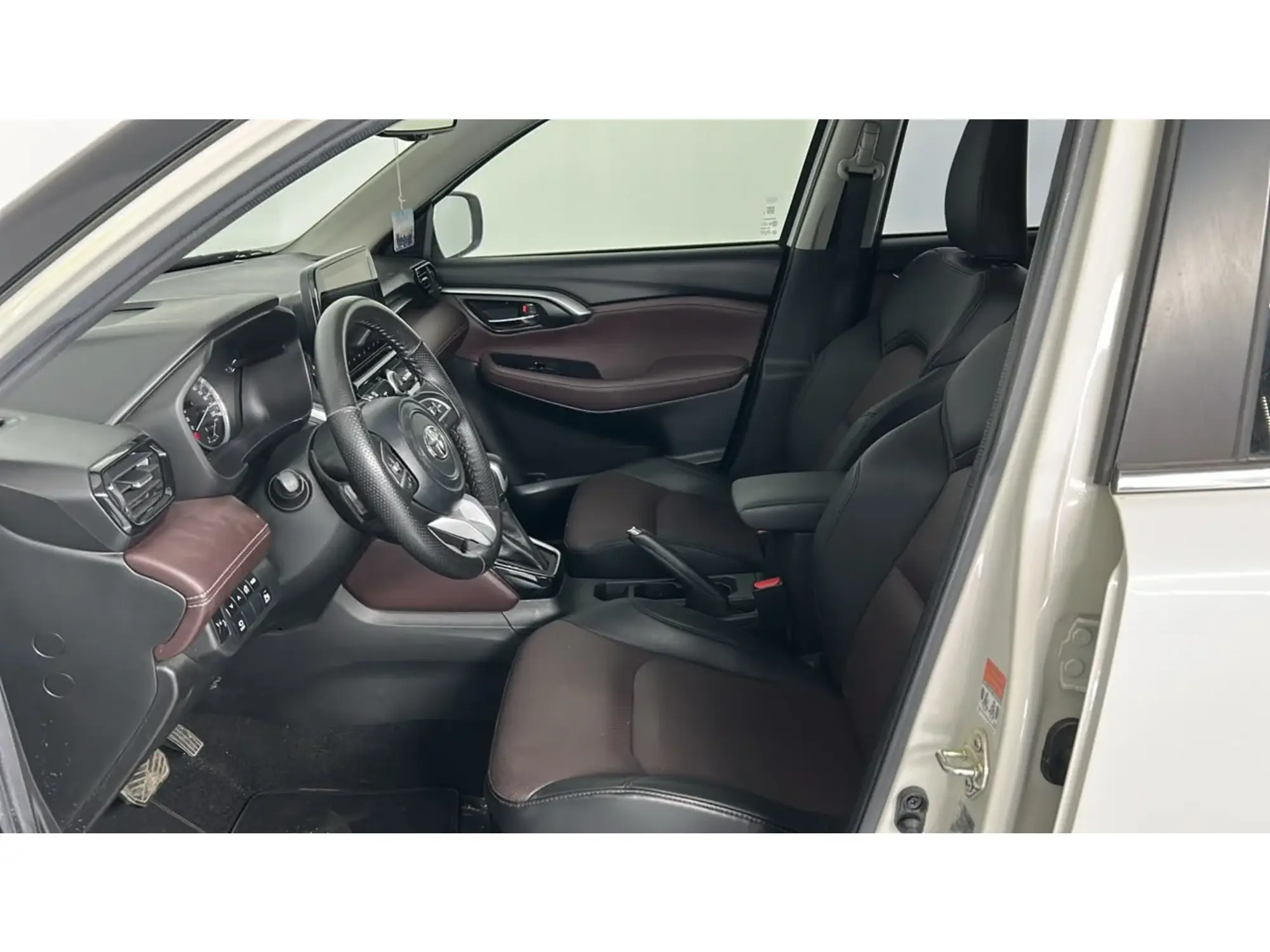 Toyota Urban Cruiser GLX 2025