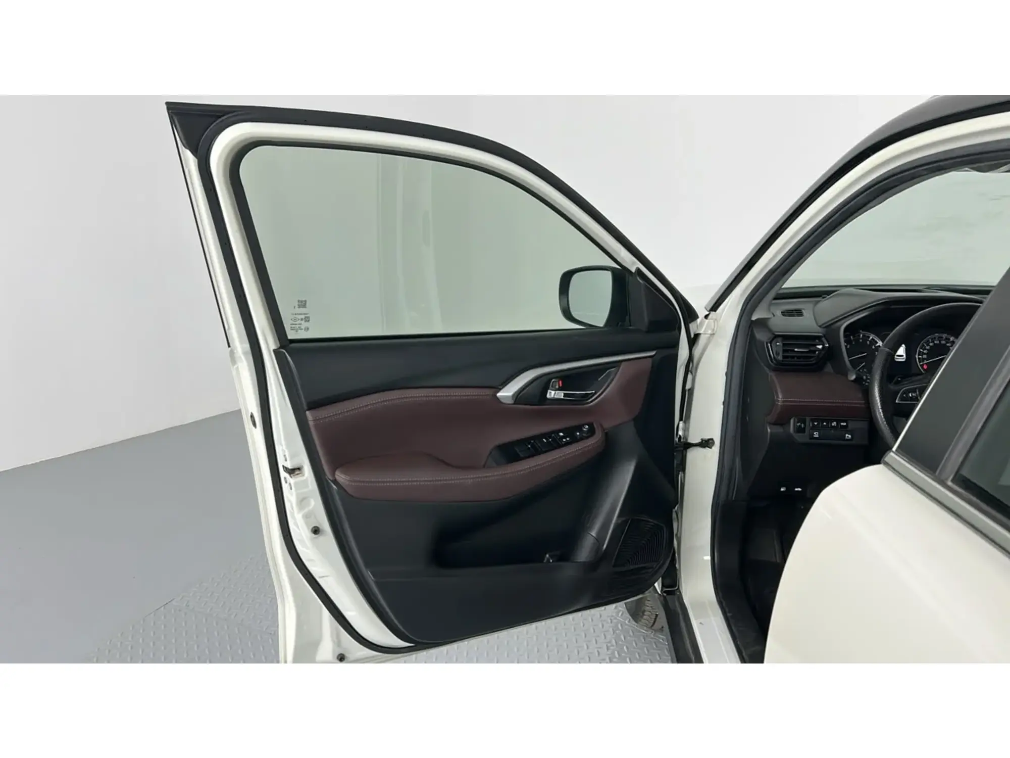 Toyota Urban Cruiser GLX 2025