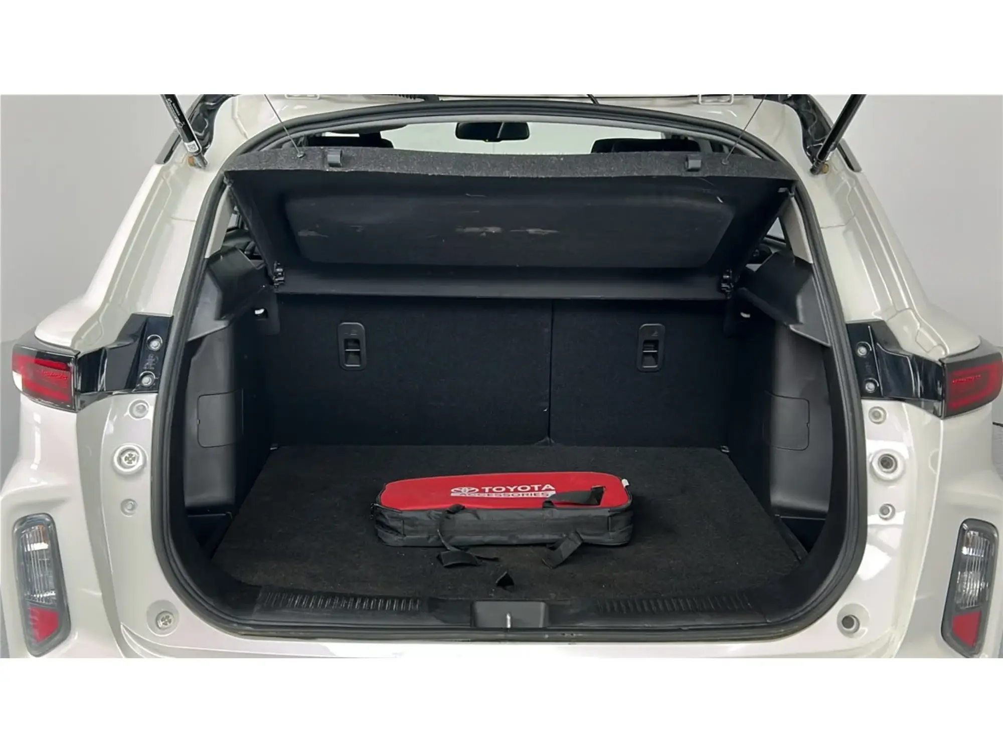 Toyota Urban Cruiser GLX 2025