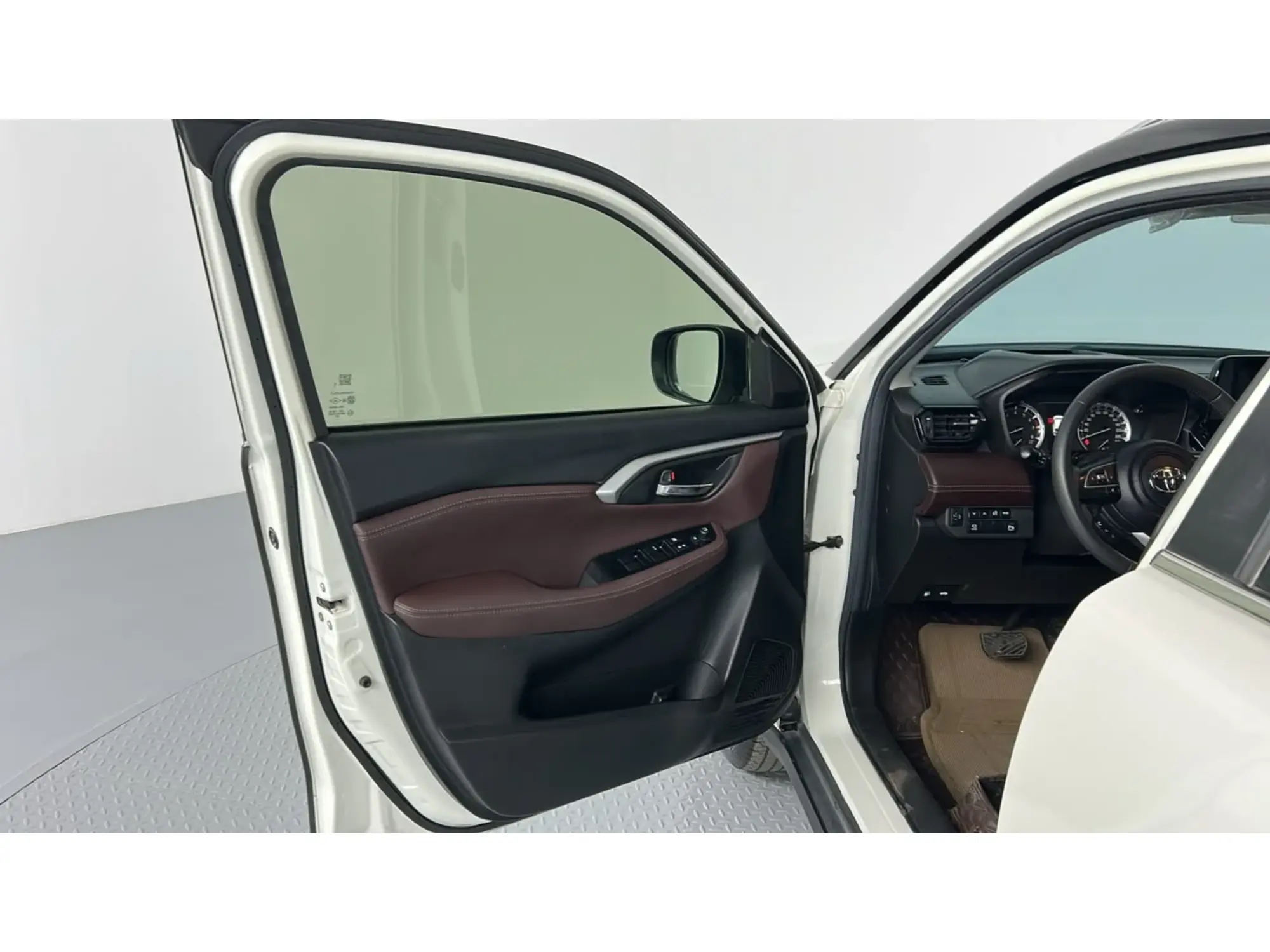 Toyota Urban Cruiser GLX 2025