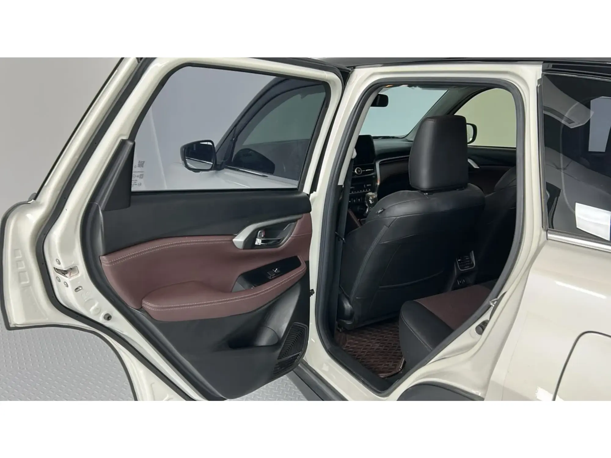 Toyota Urban Cruiser GLX 2025