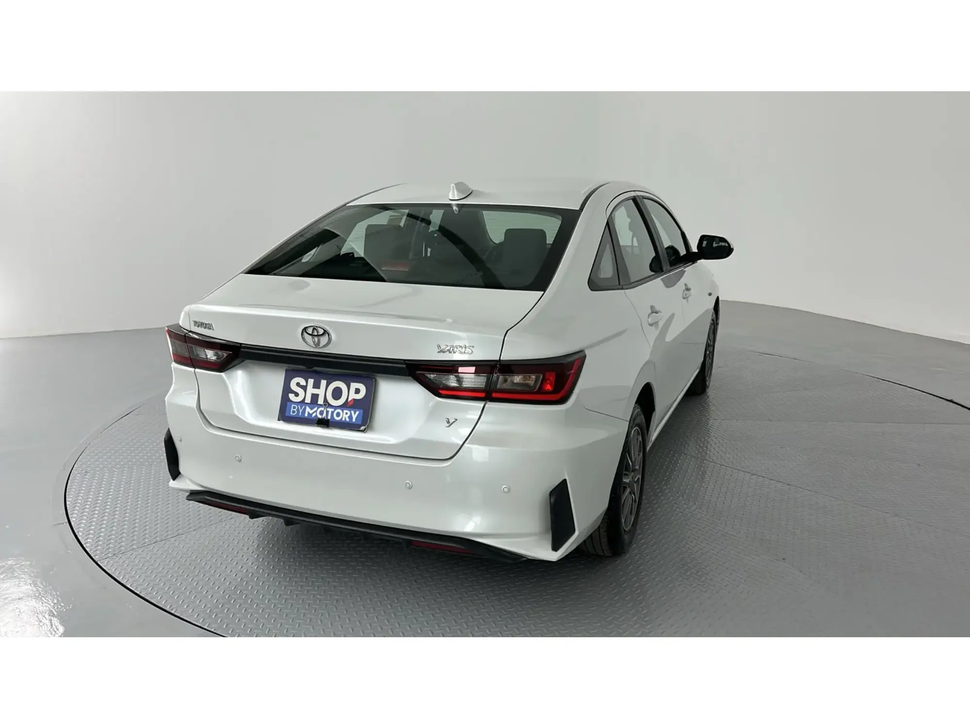 Toyota Yaris Y 2024