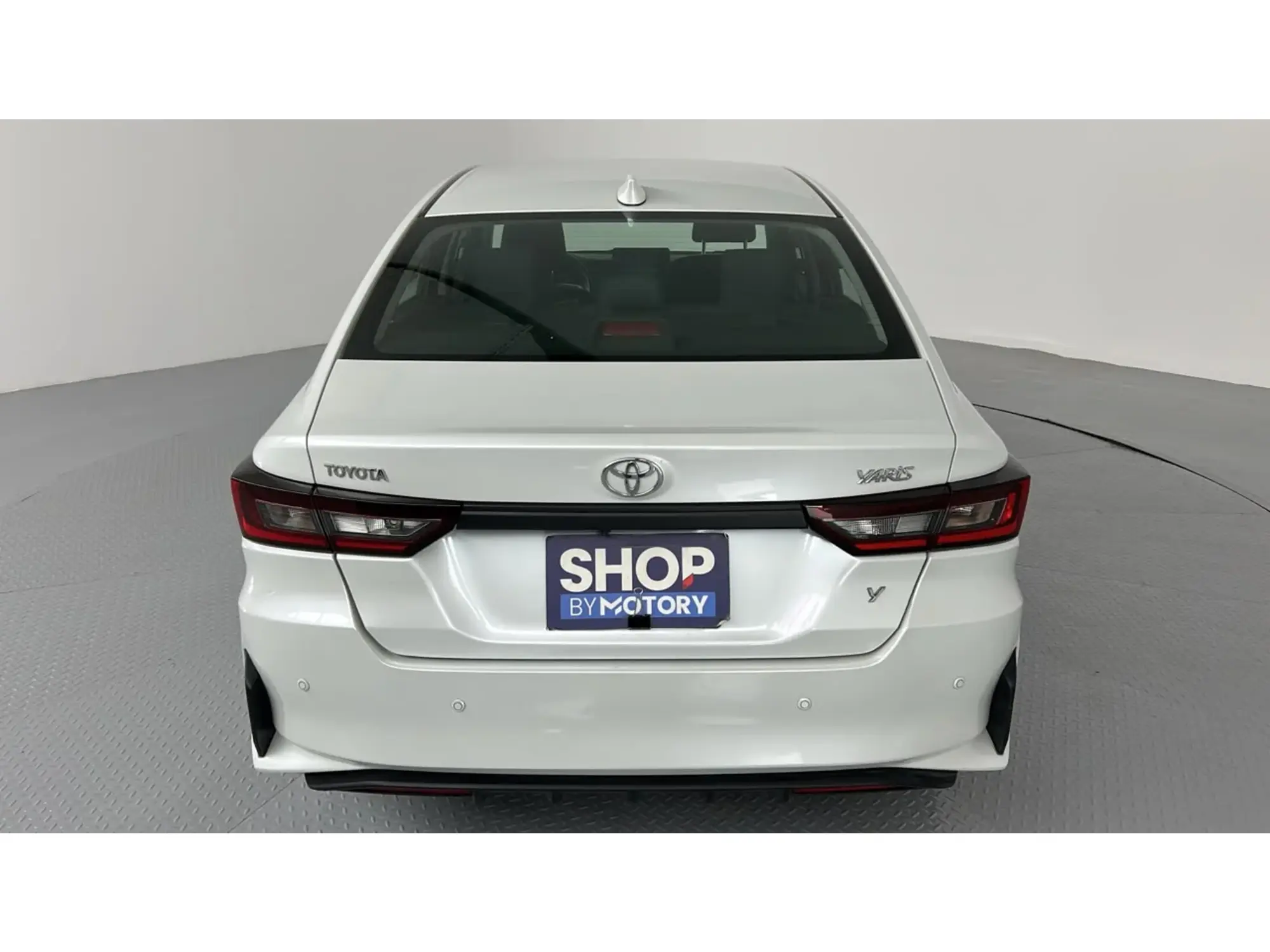 Toyota Yaris Y 2024