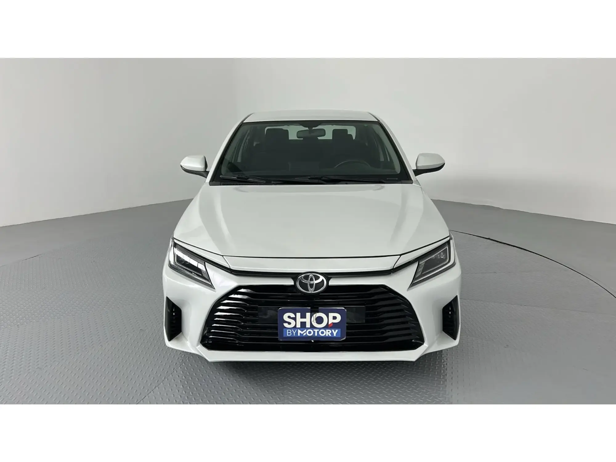 Toyota Yaris Y 2023