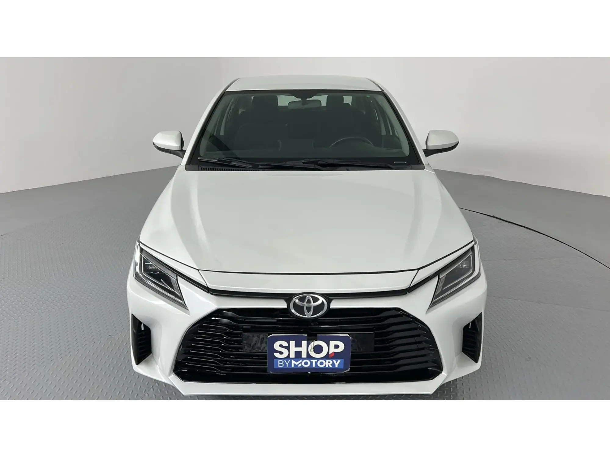 Toyota Yaris Y 2023