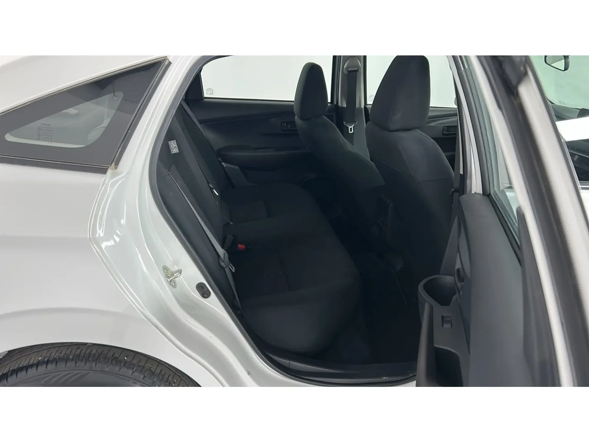 Toyota Yaris Y 2023