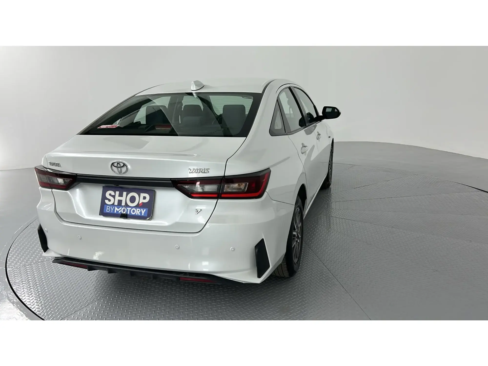 Toyota Yaris Y 2023