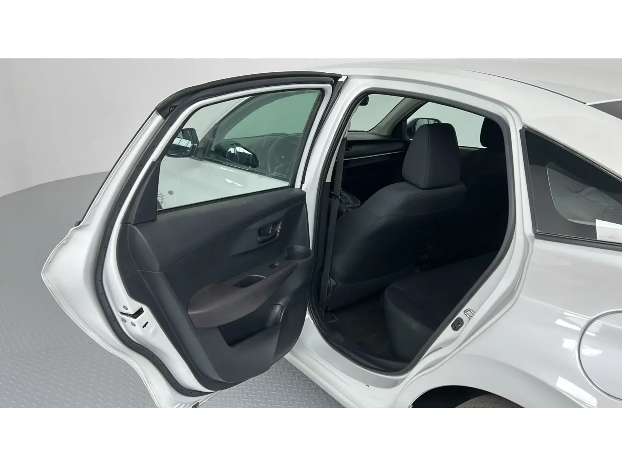 Toyota Yaris Y 2023