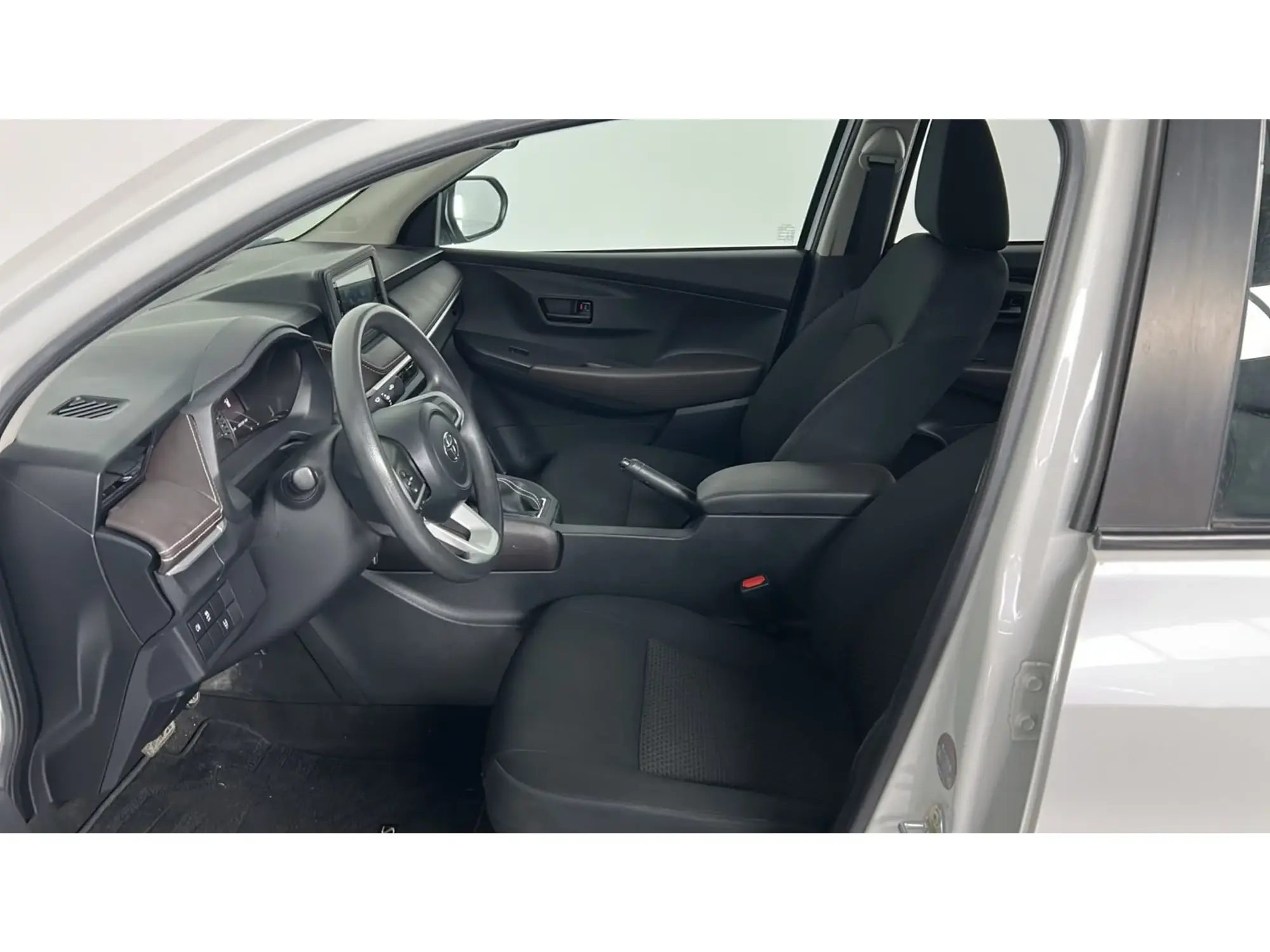 Toyota Yaris Y 2023