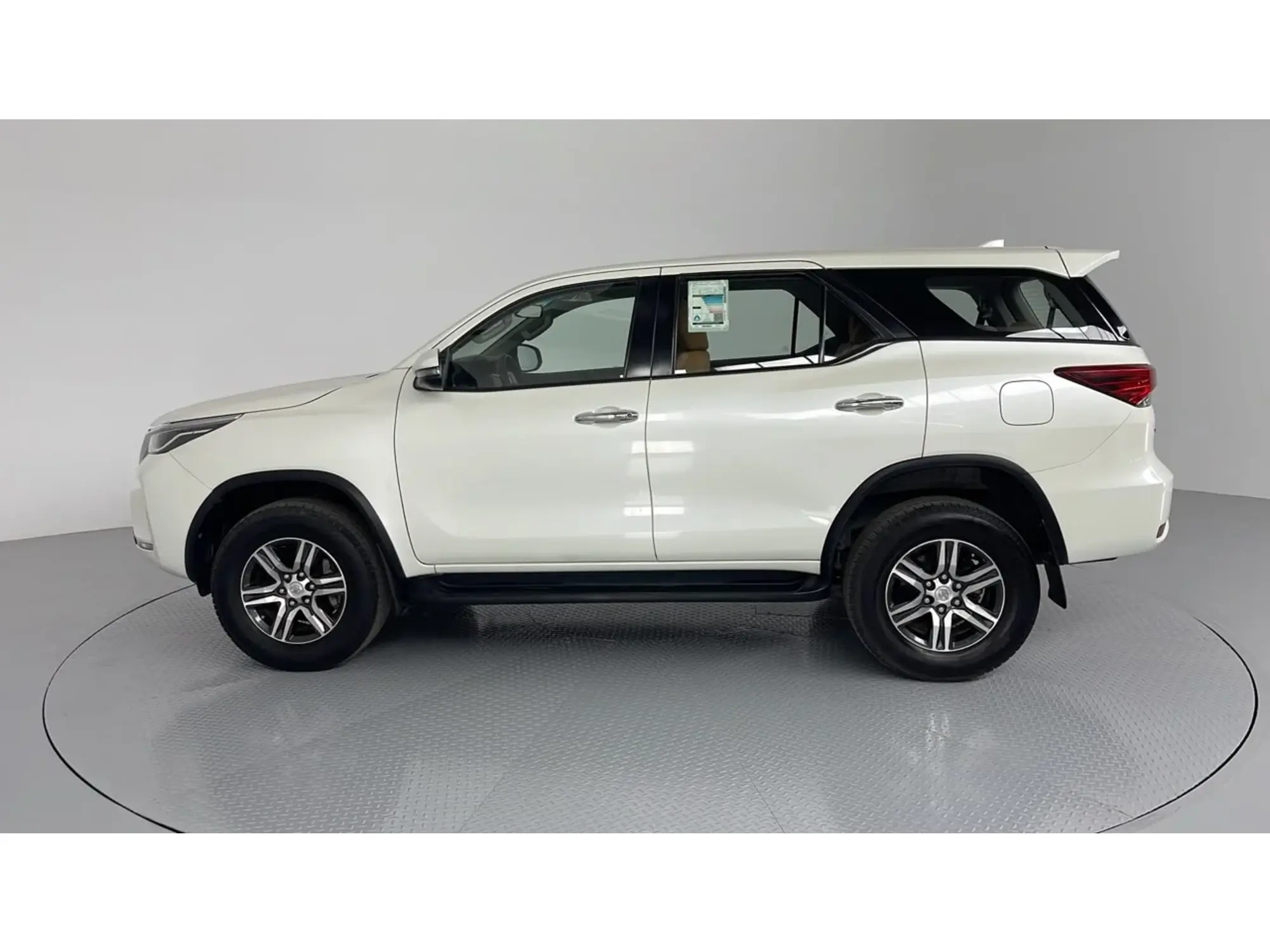 Toyota Fortuner GX2 2022