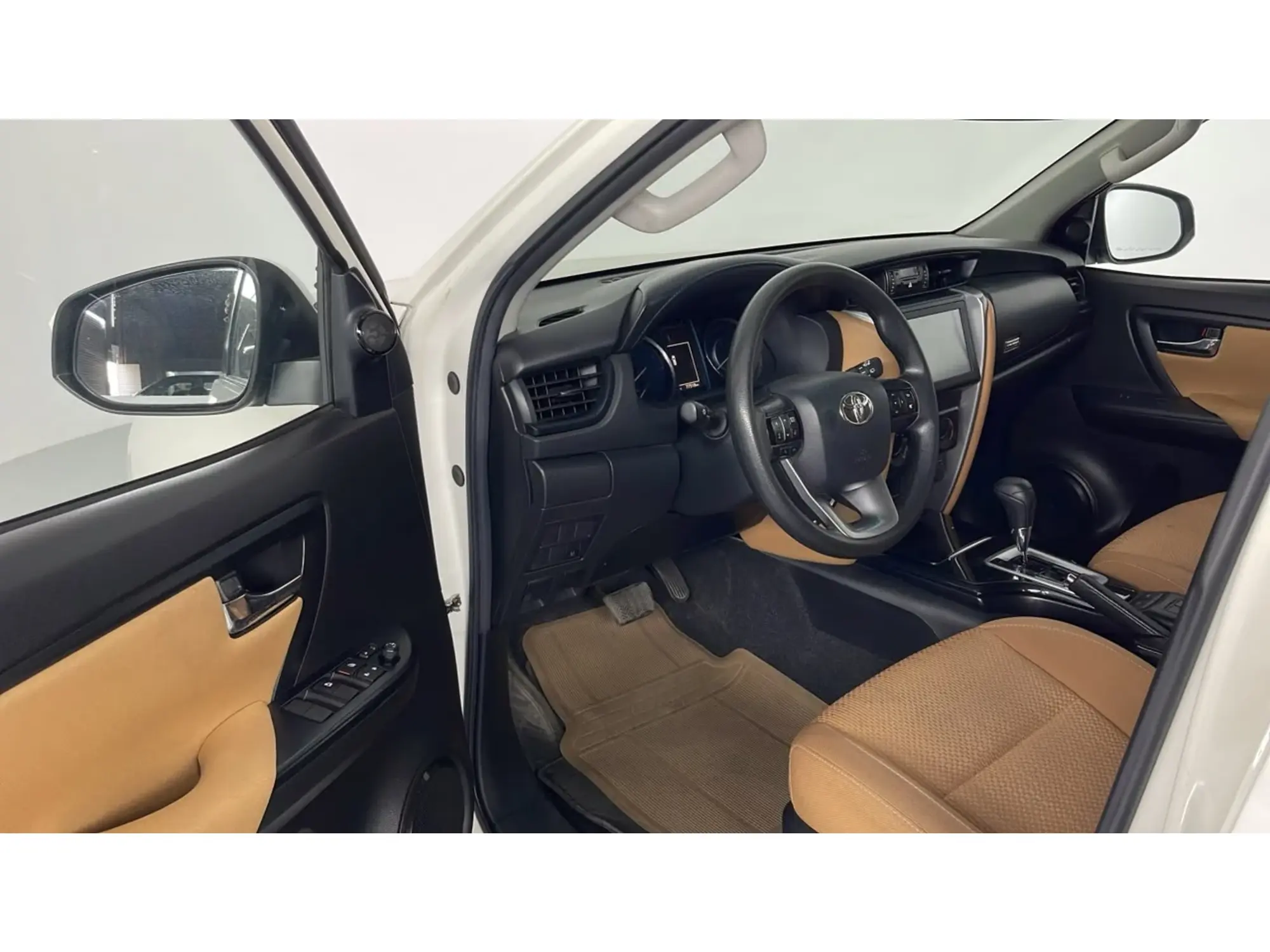 Toyota Fortuner GX2 2022