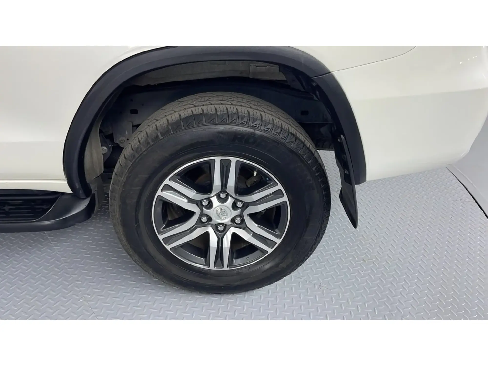 Toyota Fortuner GX2 2022