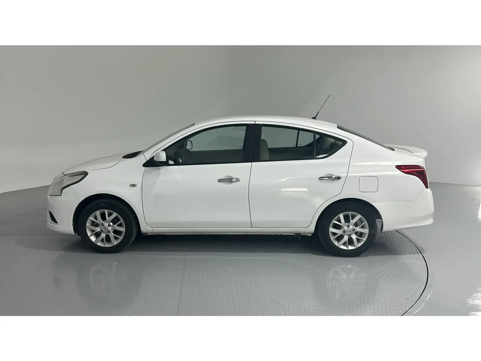 Nissan Sunny COMFORT 2023