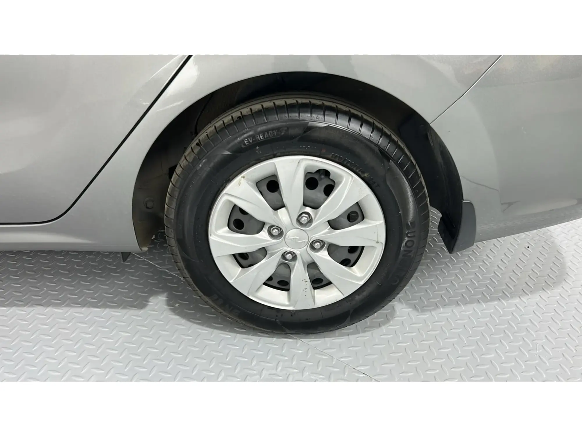 KIA Pegas Standard 2023